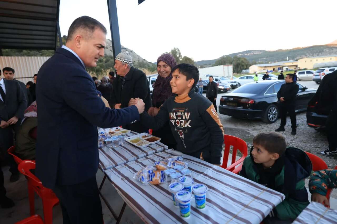 Vali Dr. İdris Akbıyık Seydikemer’de İftar Programına Katıldı 3