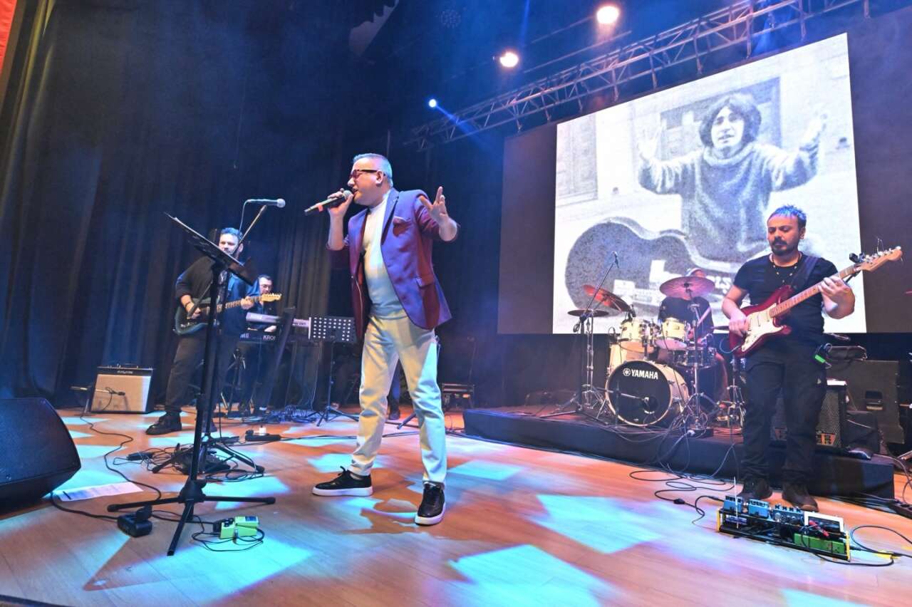 Üç Dev Çınarı" Saygıyla Anıldı 4