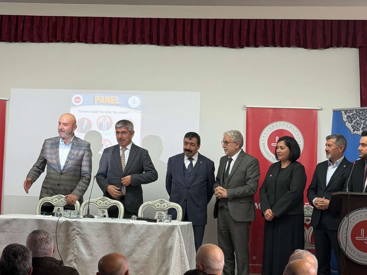 Muğla’da “Ailemiz Neydi? Ne Oldu? Ne Olmalı?” Paneli Düzenlendi 6