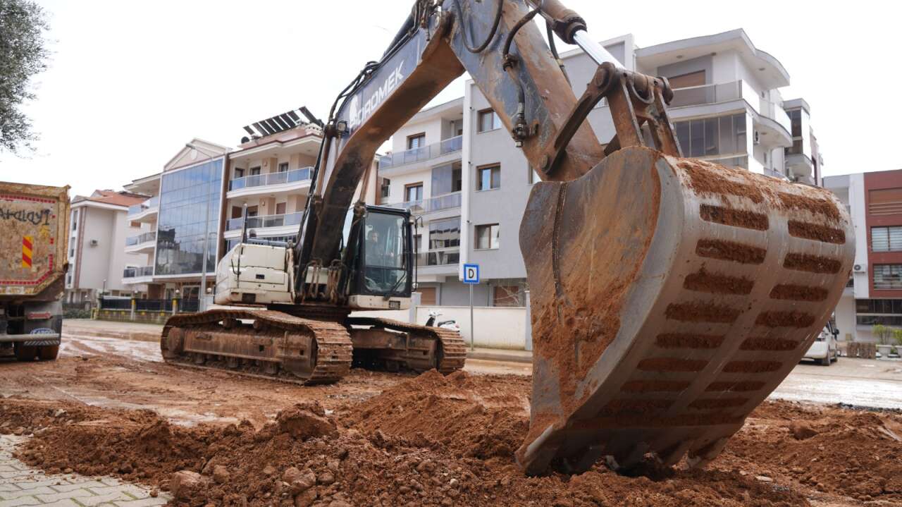 MUSKİ’den Menteşe Kireç Sanayi Bölgesine Altyapı Güçlendirmesi 5