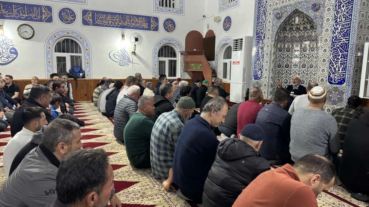 Marmaris'te Enderun Usulüyle Teravih Kılındı 1