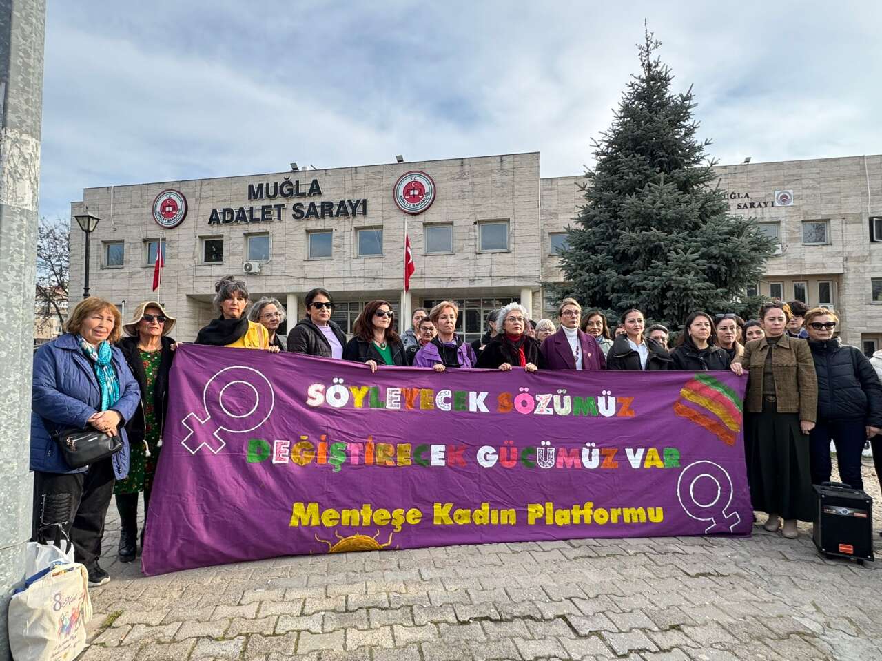 Menteşe Kadın Platformu’ndan Hakaret ve Şiddet Tehdidine Karşı Suç Duyurusu 3