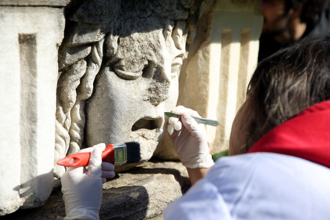 Stratonikeia’da Tarih Öğrencilerin Ellerinde  Yeniden Hayat Buluyor 1