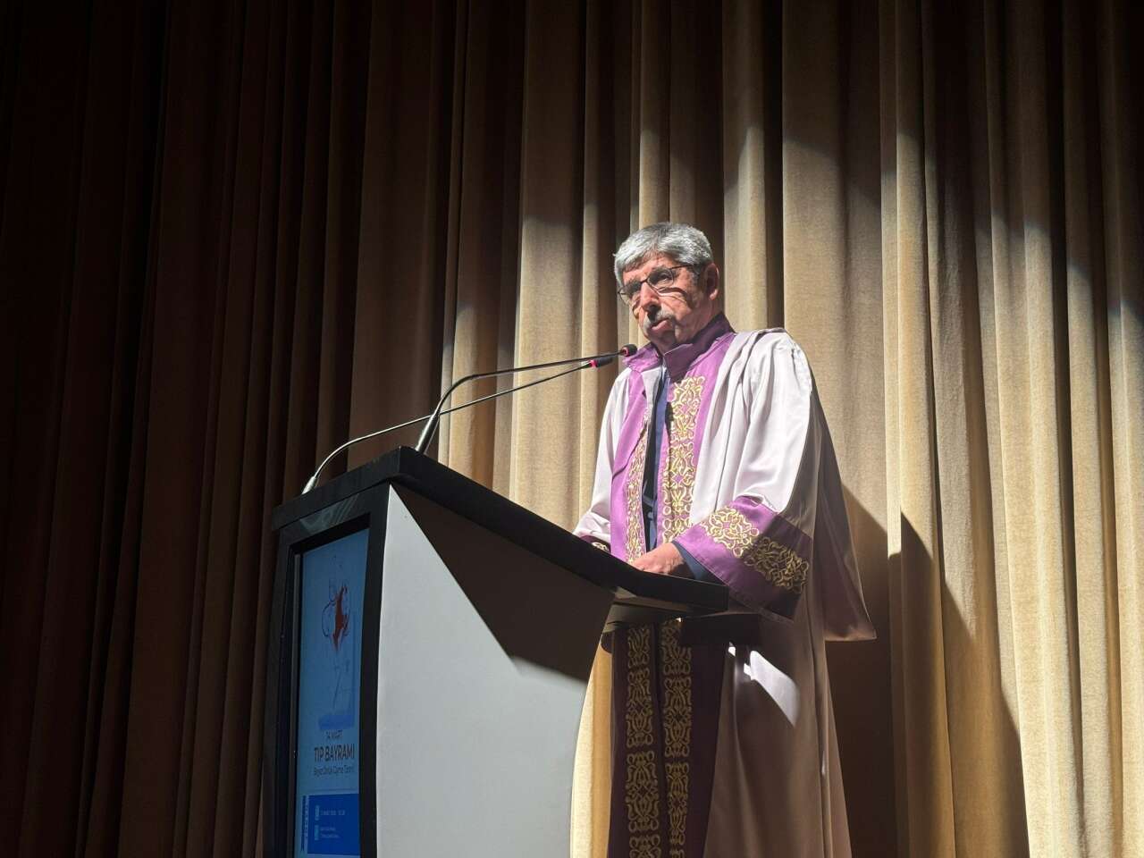 14 Mart Tıp Bayramı’nda MSKÜ’de Anlamlı Tören: 161 Öğrenci Beyaz Önlük Giydi 4