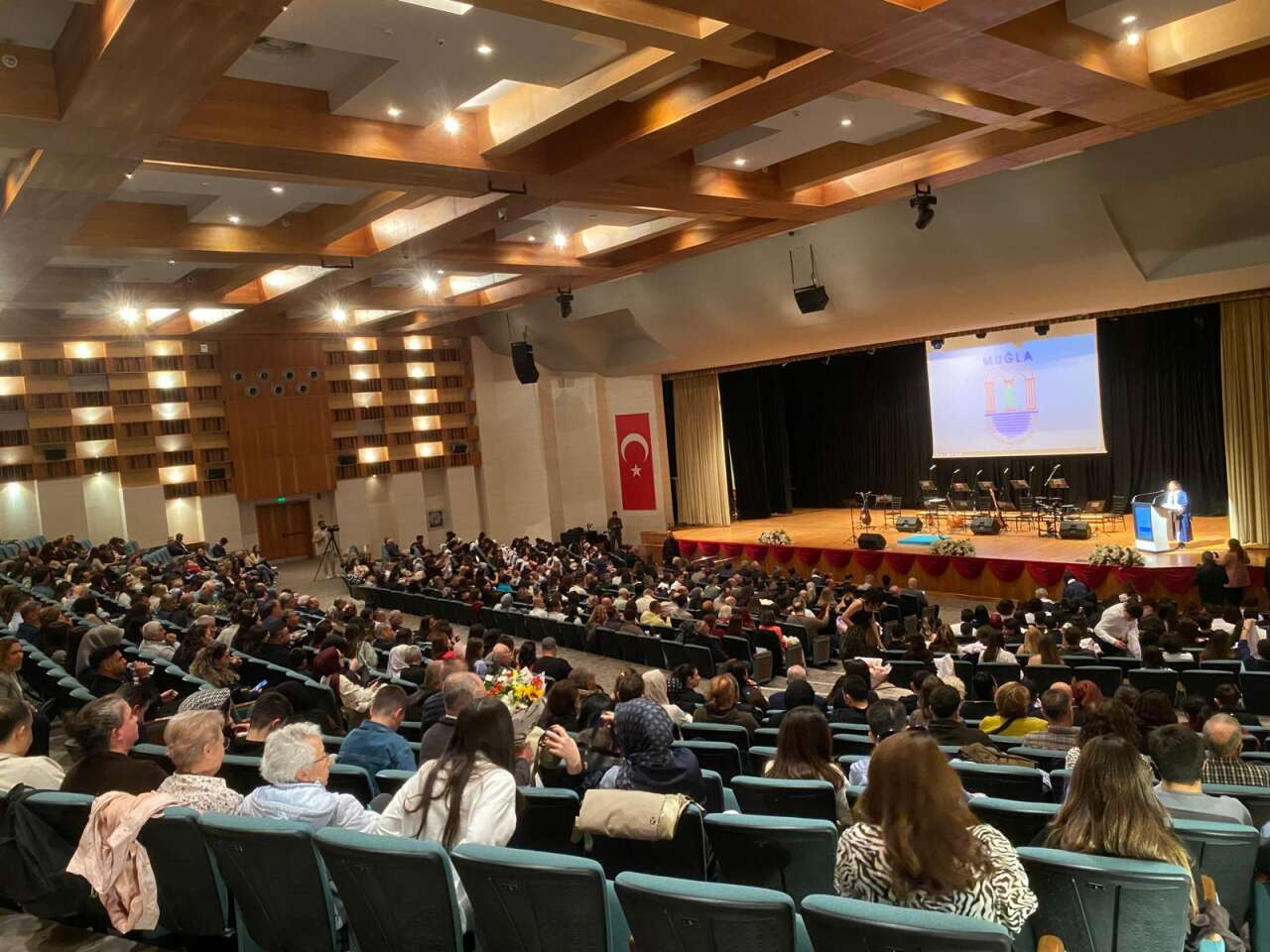 14 Mart Tıp Bayramı’nda MSKÜ’de Anlamlı Tören: 161 Öğrenci Beyaz Önlük Giydi 14