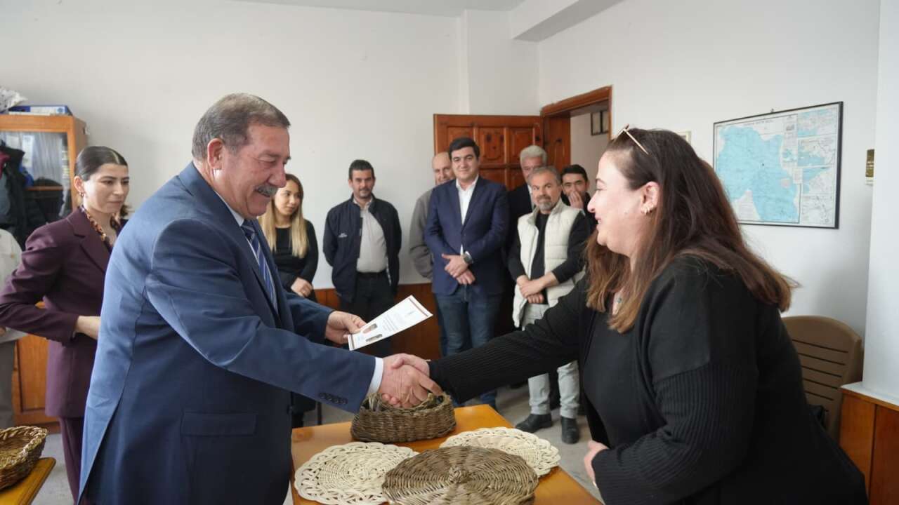 Kadınlar Sepet Örmeyi Öğrendi, Emekleri Belgelerle Taçlandı 4