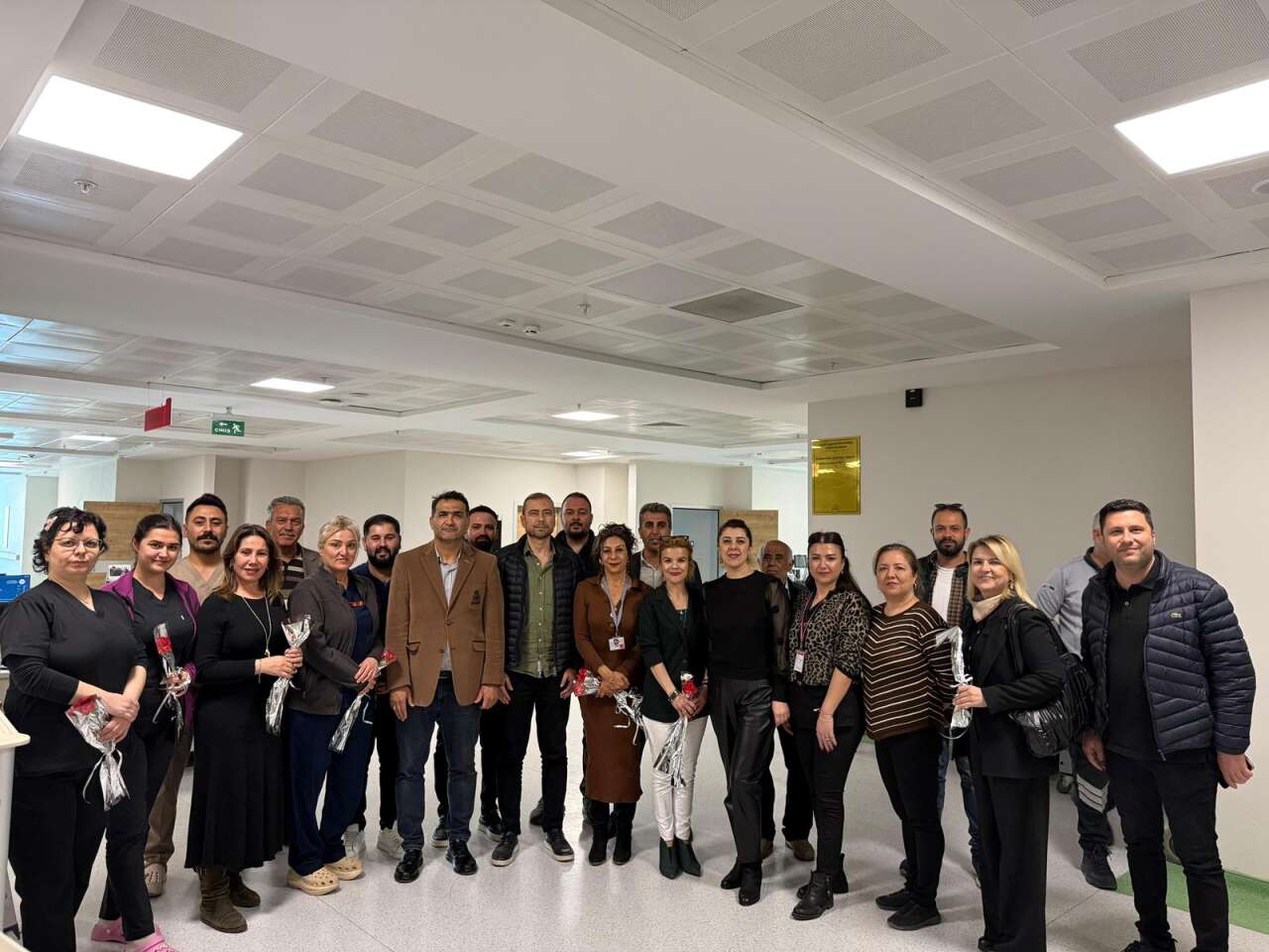 AK Parti Milas İlçe Teşkilatı’ndan 14 Mart’ta Sağlık Çalışanlarına Ziyaret 1