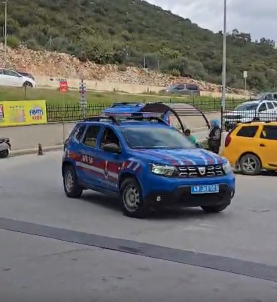 Muğla'da Jandarma’dan Şafak Operasyonu: 14 Kişi Gözaltına Alındı 3