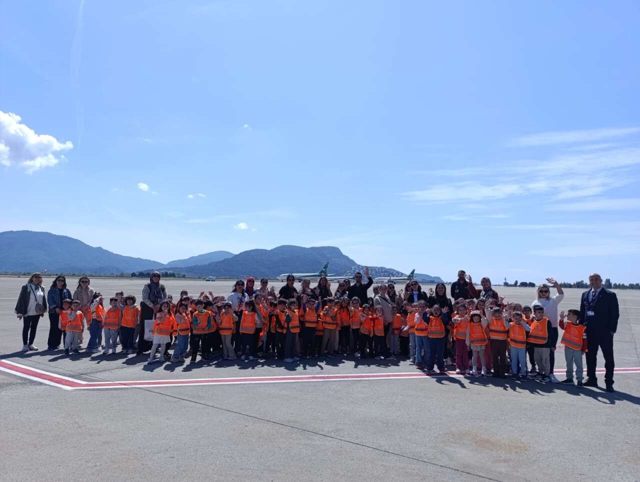 Köyceğiz Anaokulu Öğrencileri Dalaman Havalimanı’nda Havacılık Süreçlerini Gözlemledi 5