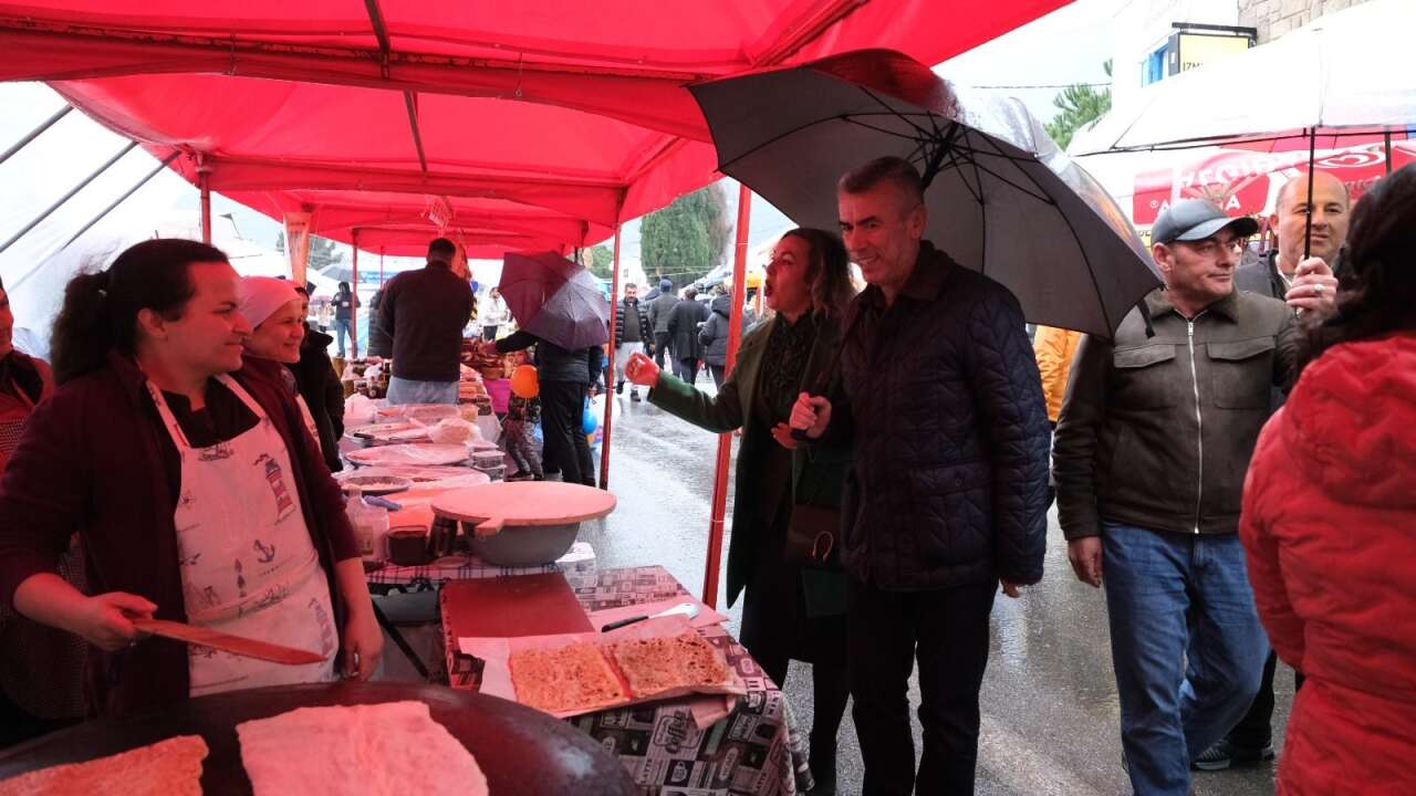 Bodrum’da Yağışa Rağmen İzdiham, Acı Ot Festivali’ne Ziyaretçi Akını 6