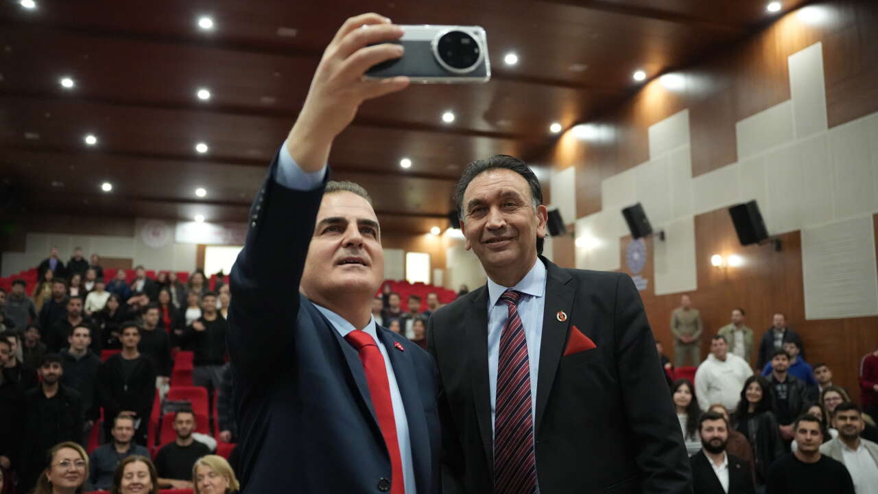 Muğla'da Öğrenciler İnternetsiz Kaldı, Vali Türk Telekom’u Aradı: “3 Ay İçinde Çözün” 1