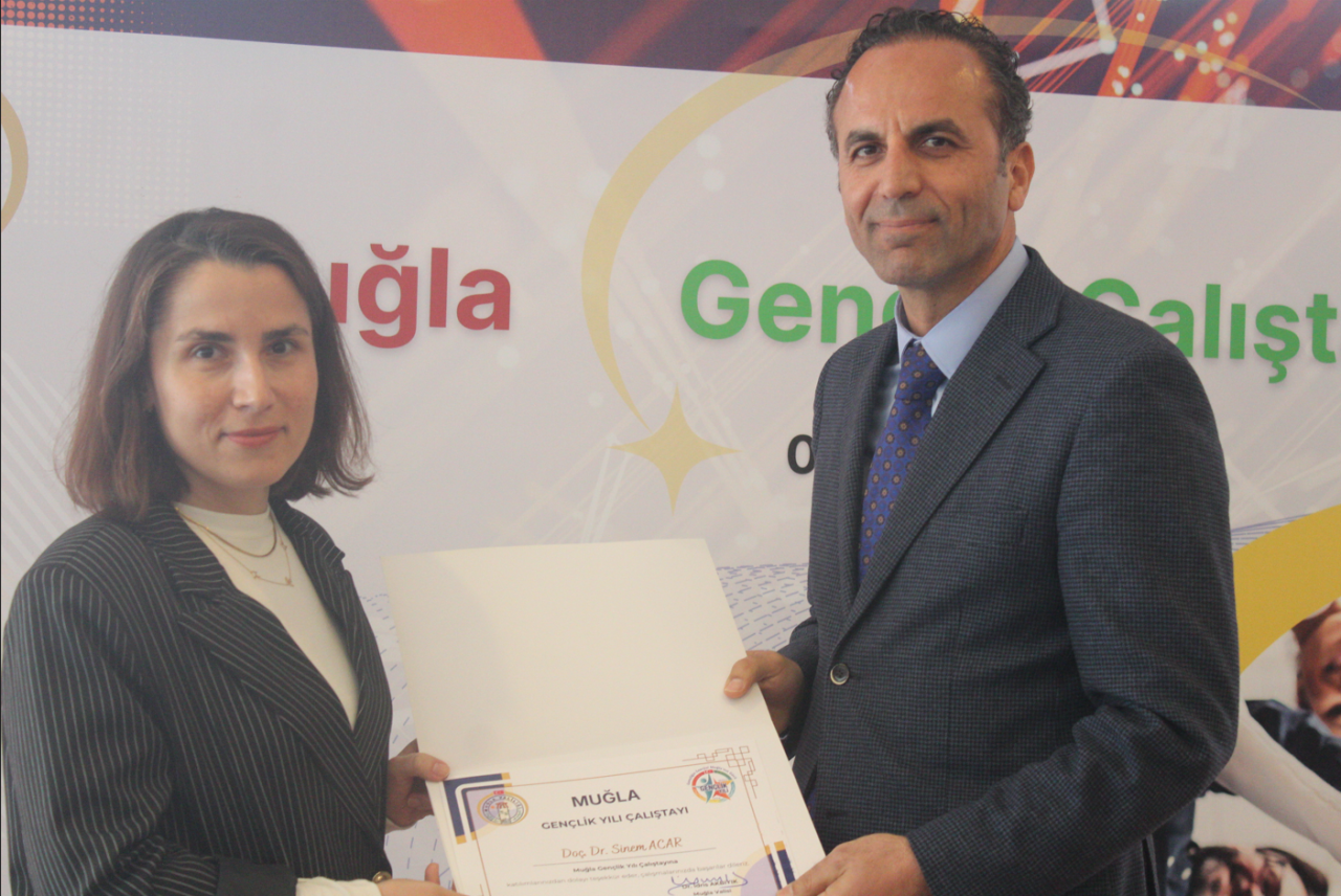 Vali İdris Akbıyık: “Gençliğin Enerjisi Muğla’nın Gücüdür” 12