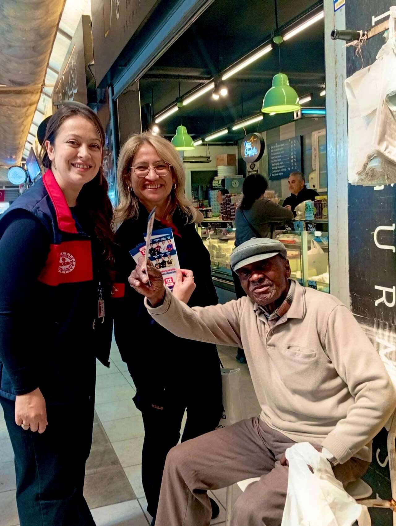 Milas Pazarı’nda 112 Bilgilendirmesi: Vatandaşlara Hayati Uyarılar 7