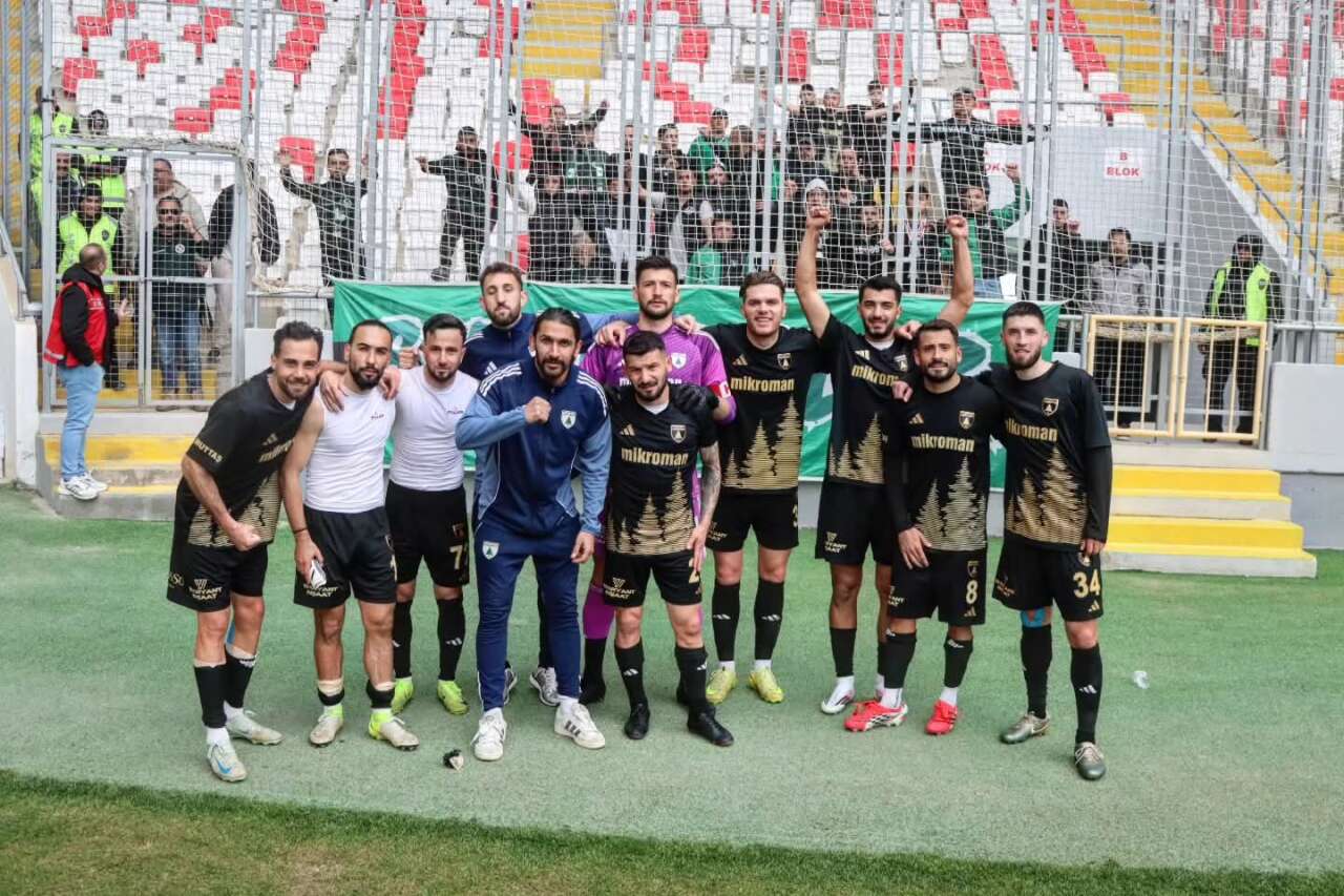 Muğlaspor Şeytanın Bacağını Kırdı! Karaman Deplasmanında 4 Gollü Galibiyet 4