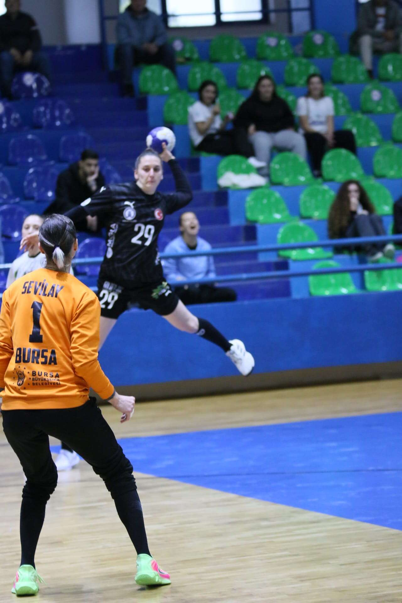 Denizin Kızları Bodrum'da Geçit Vermedi: Nefes Kesen Mücadelede Zafer Yalıkavakspor'un 6