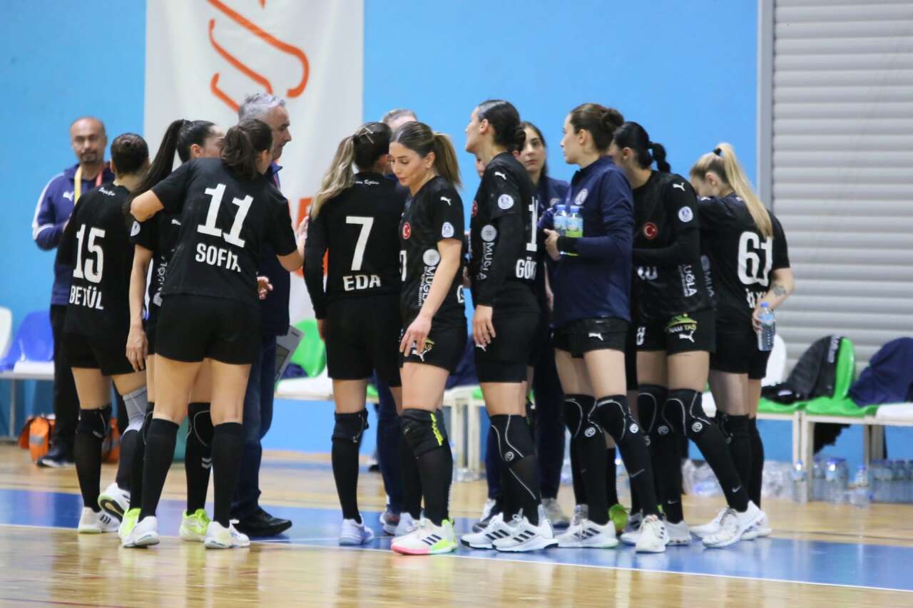 Denizin Kızları Bodrum'da Geçit Vermedi: Nefes Kesen Mücadelede Zafer Yalıkavakspor'un 5