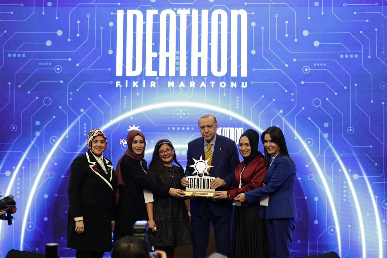 Cumhurbaşkanı Erdoğan Ödülleri Verdi: AK Parti İdeathon Finaline Muğla Damgası 3