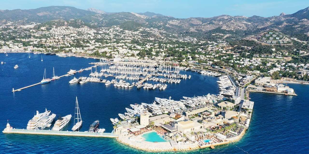 Bodrum'da Flipper Sitesinde 21 Odalı Denize Sıfır, Eski Personel Lojmanı İcradan 52 Milyona Satışta