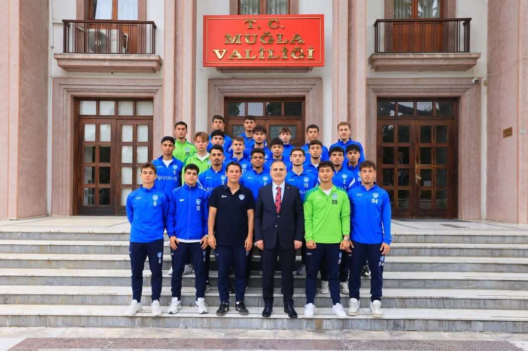 Vali Akbıyık’tan Yarımada FK’ya Türkiye Şampiyonası Desteği 5