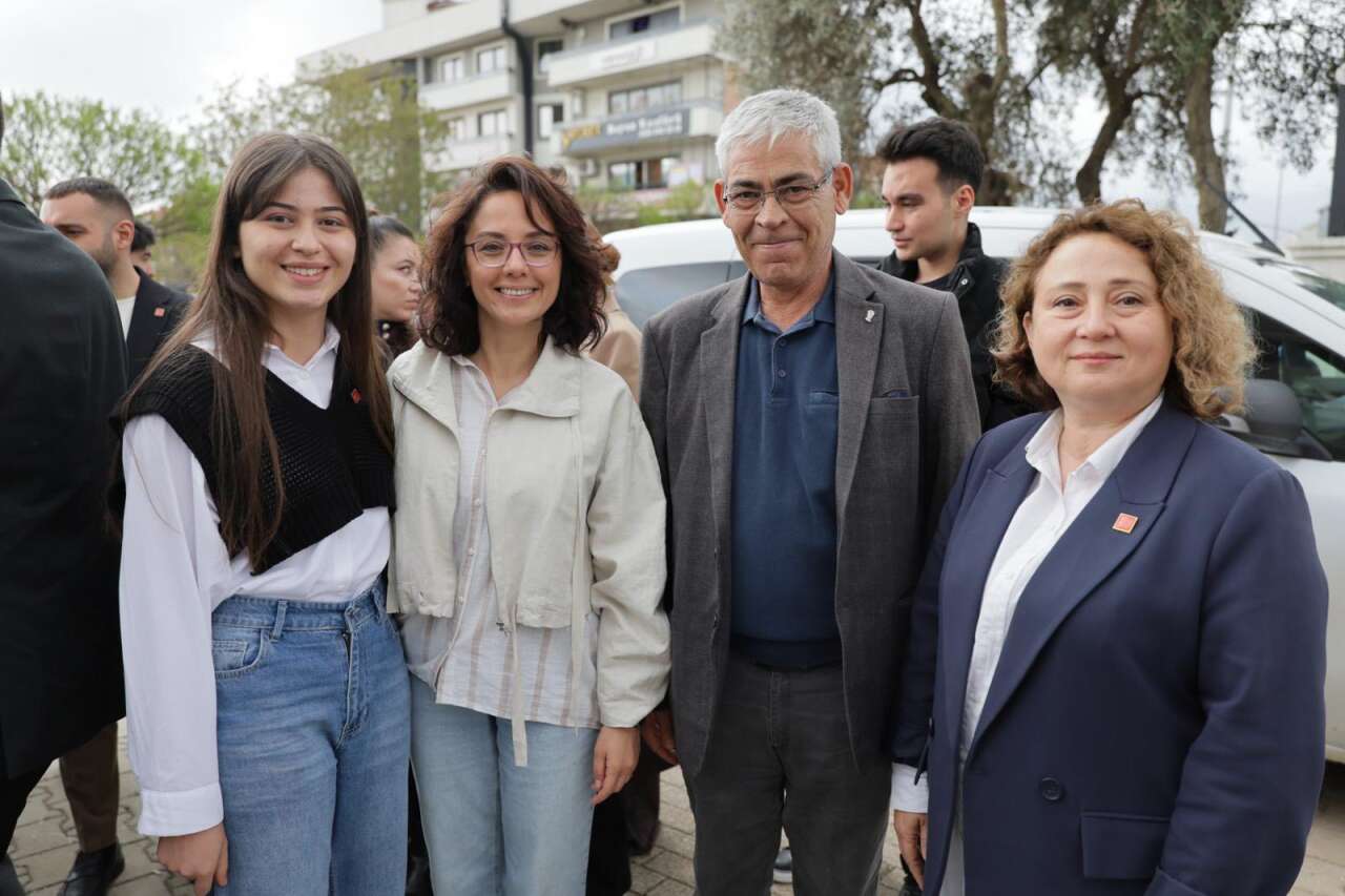 CHP’li İsimlerden Kötekli Gençlik Buluşması 1