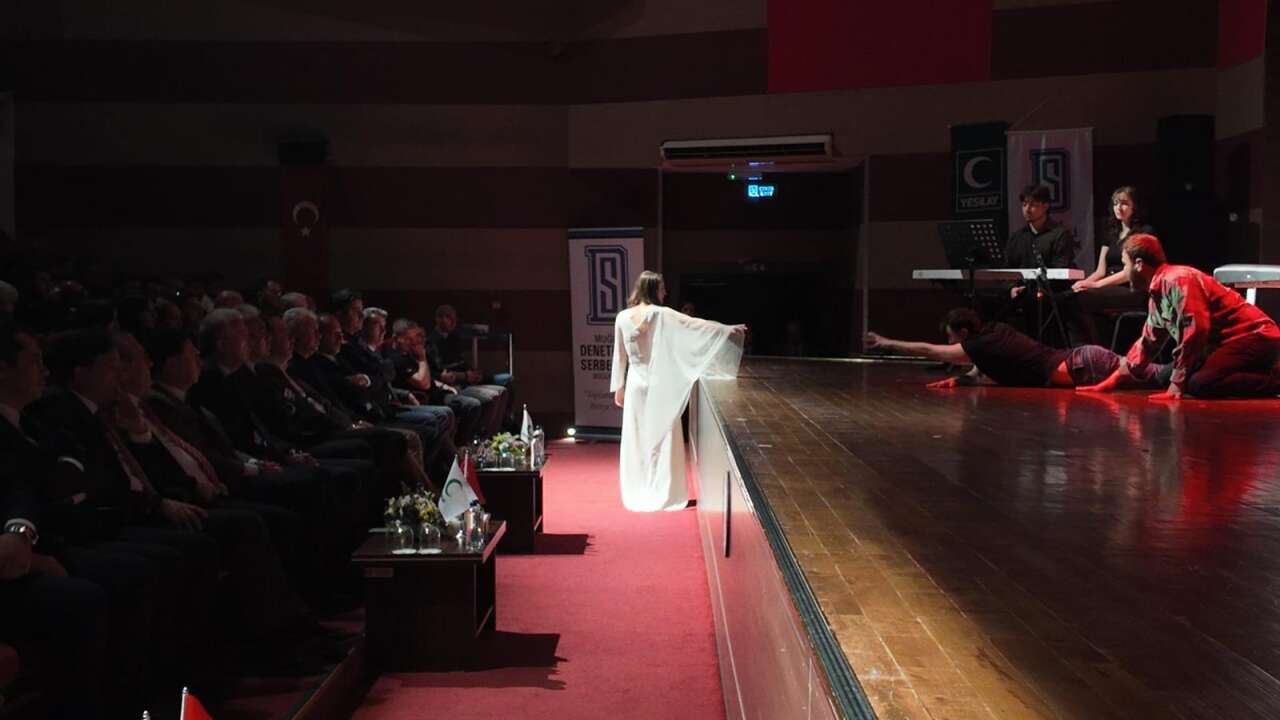 Muğla Denetimli Serbestlik’ten “Umut” Oyunu ile Bağımlılığa Dikkat Çekildi 2