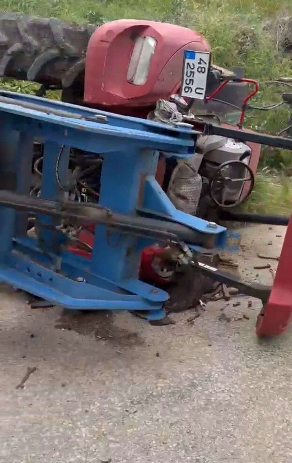 Milas’ta Traktör Kazası: Sürücünün Durumu Ağır 3