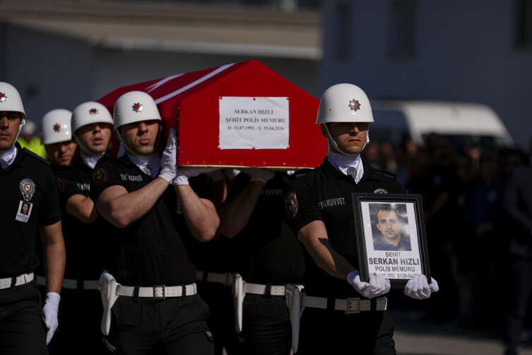 Trafik Kazasında Şehit Olan Polis Serkan Hızlı İçin Tören Düzenlendi 1