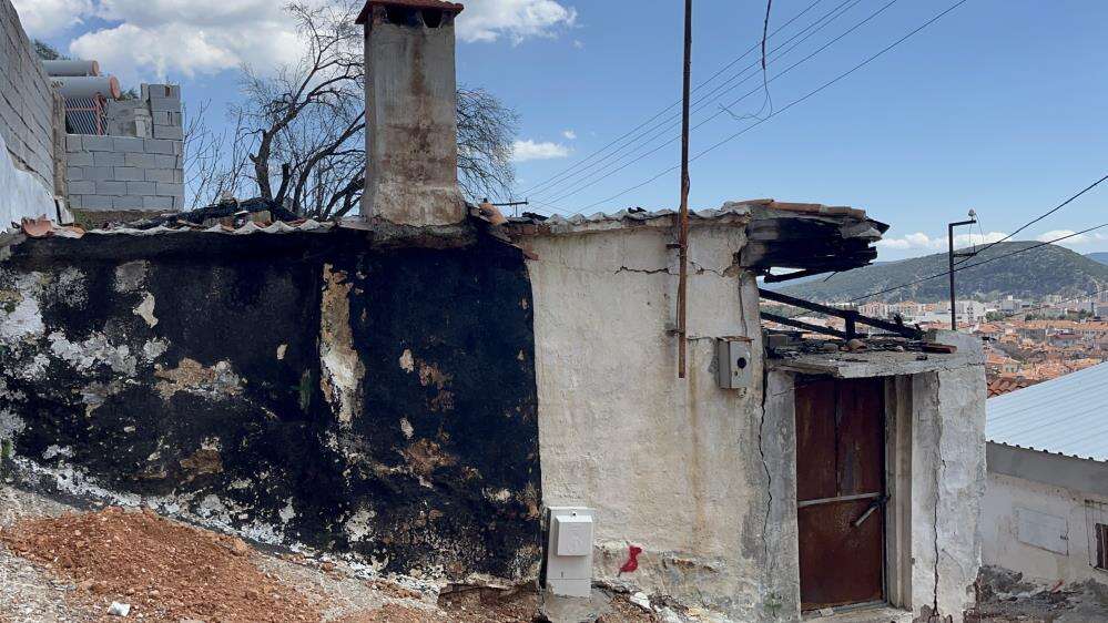 Menteşe’de Evleri Yanan Kardeşler 9 Aydır Destek Bekliyor 1