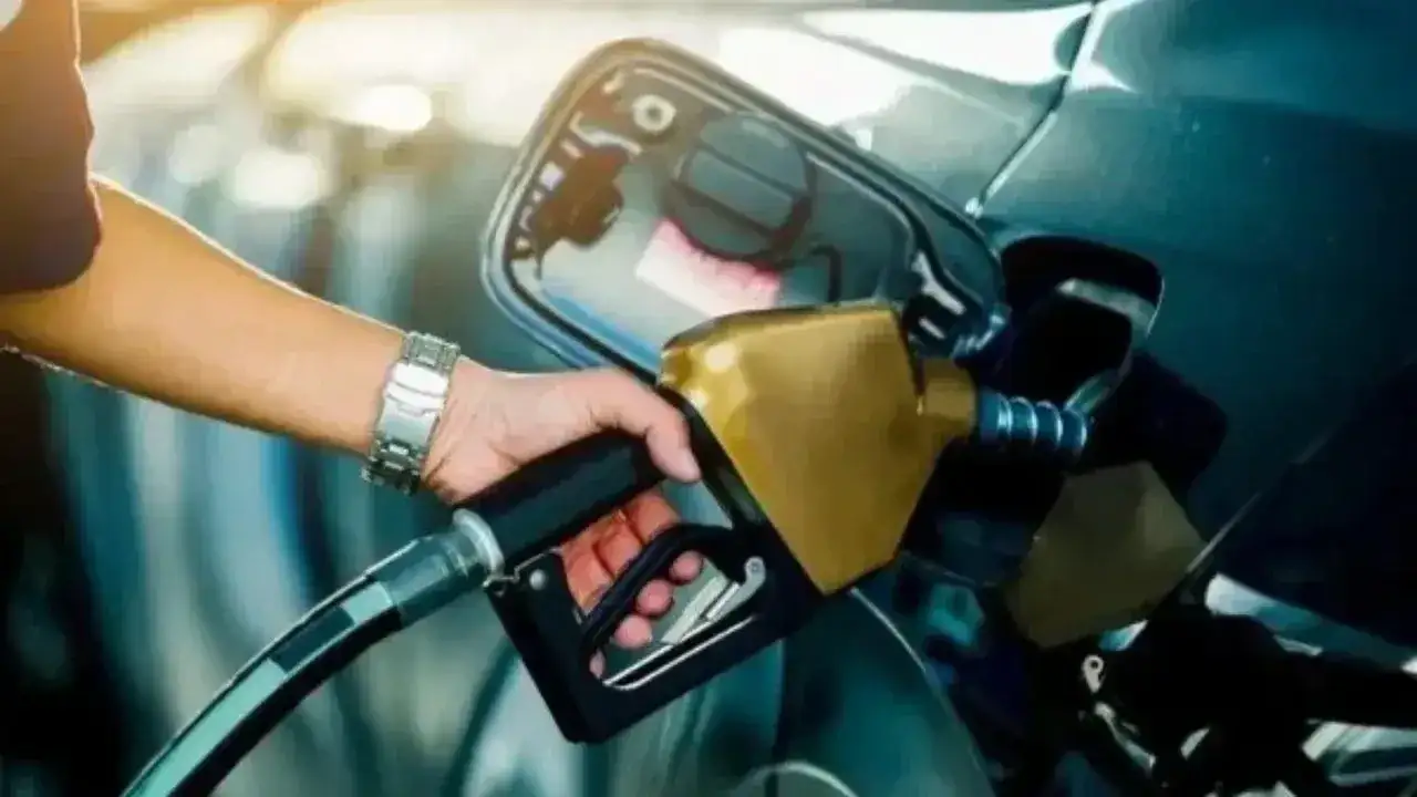 Motorinde Büyük İndirim Pompaya Yansıdı: Güncel Akaryakıt Fiyatları Açıklandı 3