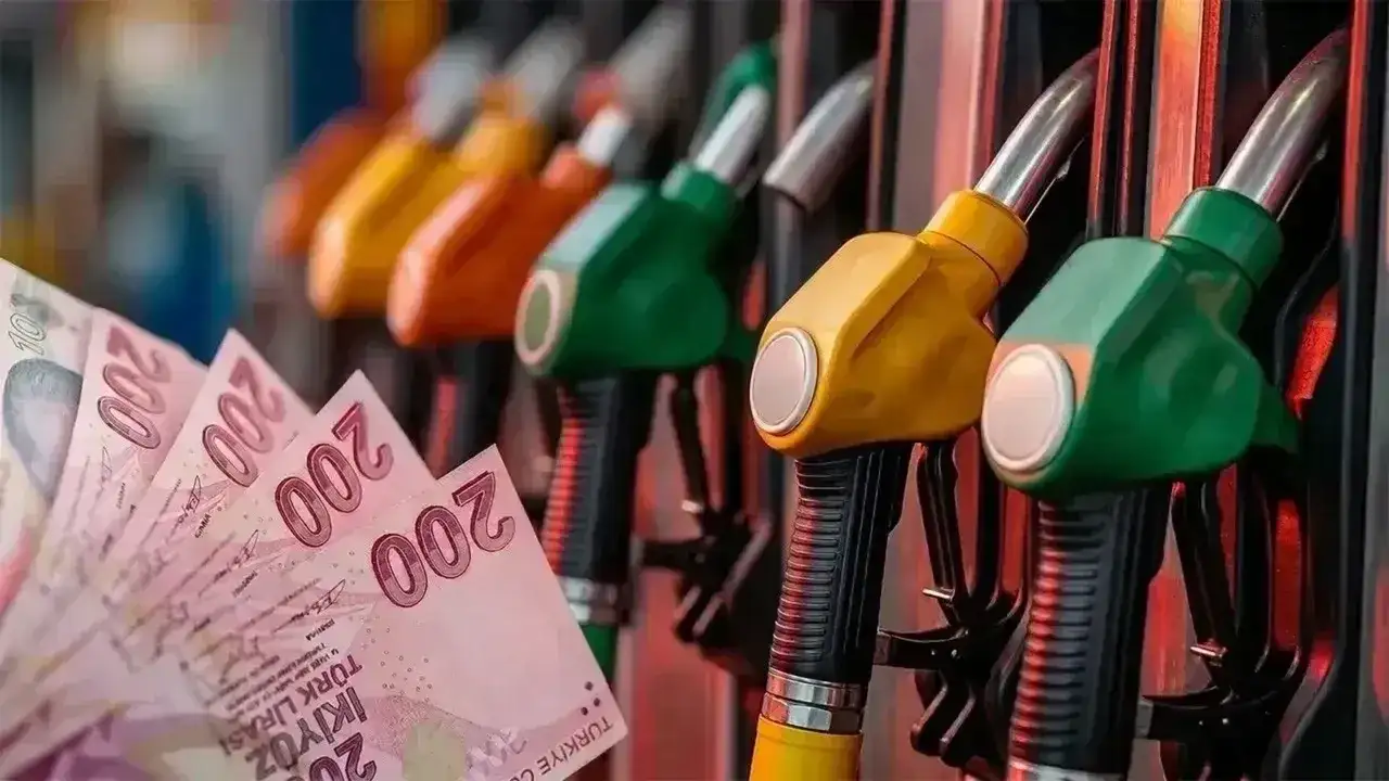 Motorinde Büyük İndirim Pompaya Yansıdı: Güncel Akaryakıt Fiyatları Açıklandı 4