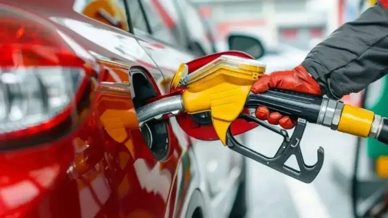 Motorinde Büyük İndirim Pompaya Yansıdı: Güncel Akaryakıt Fiyatları Açıklandı 5