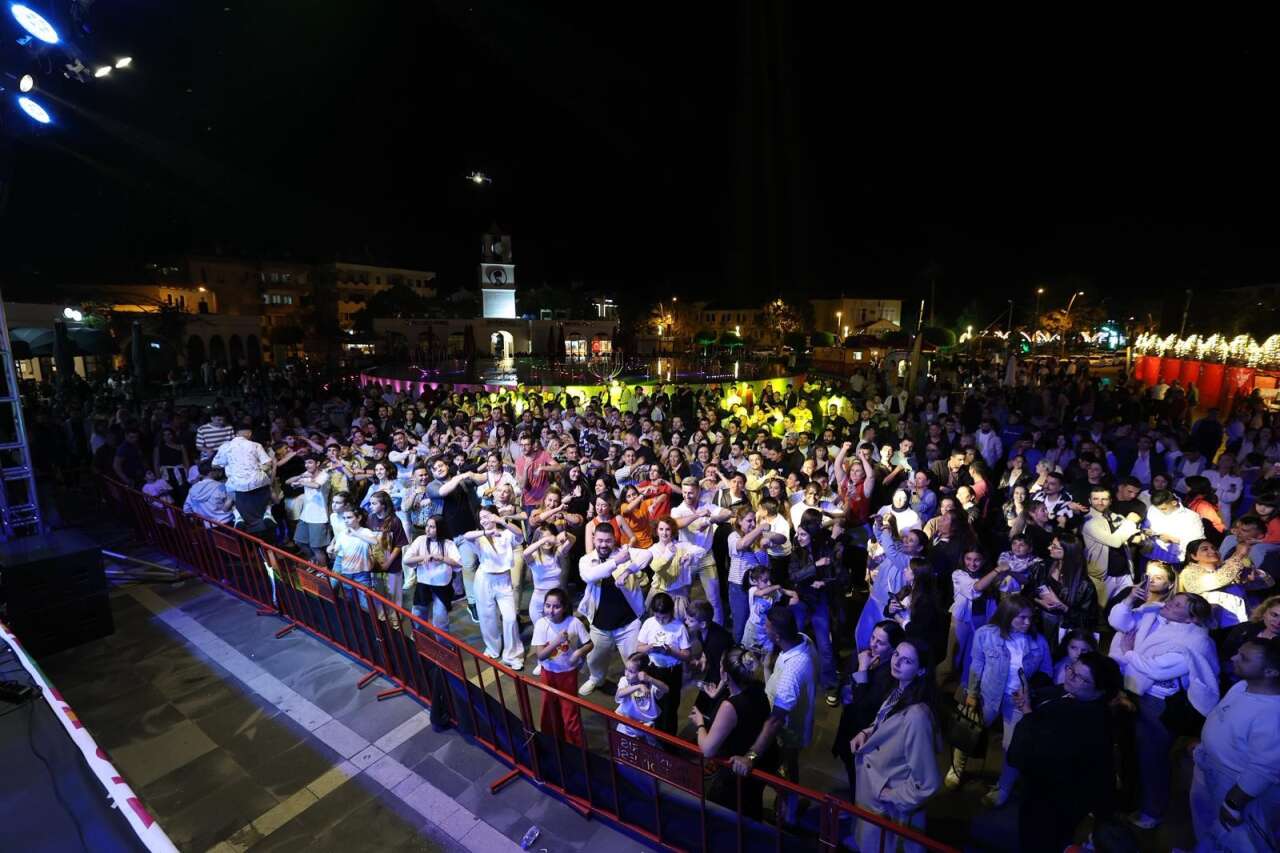 Marmaris’te Dans Tutkunları Latin Partisi'nde Coştu 1