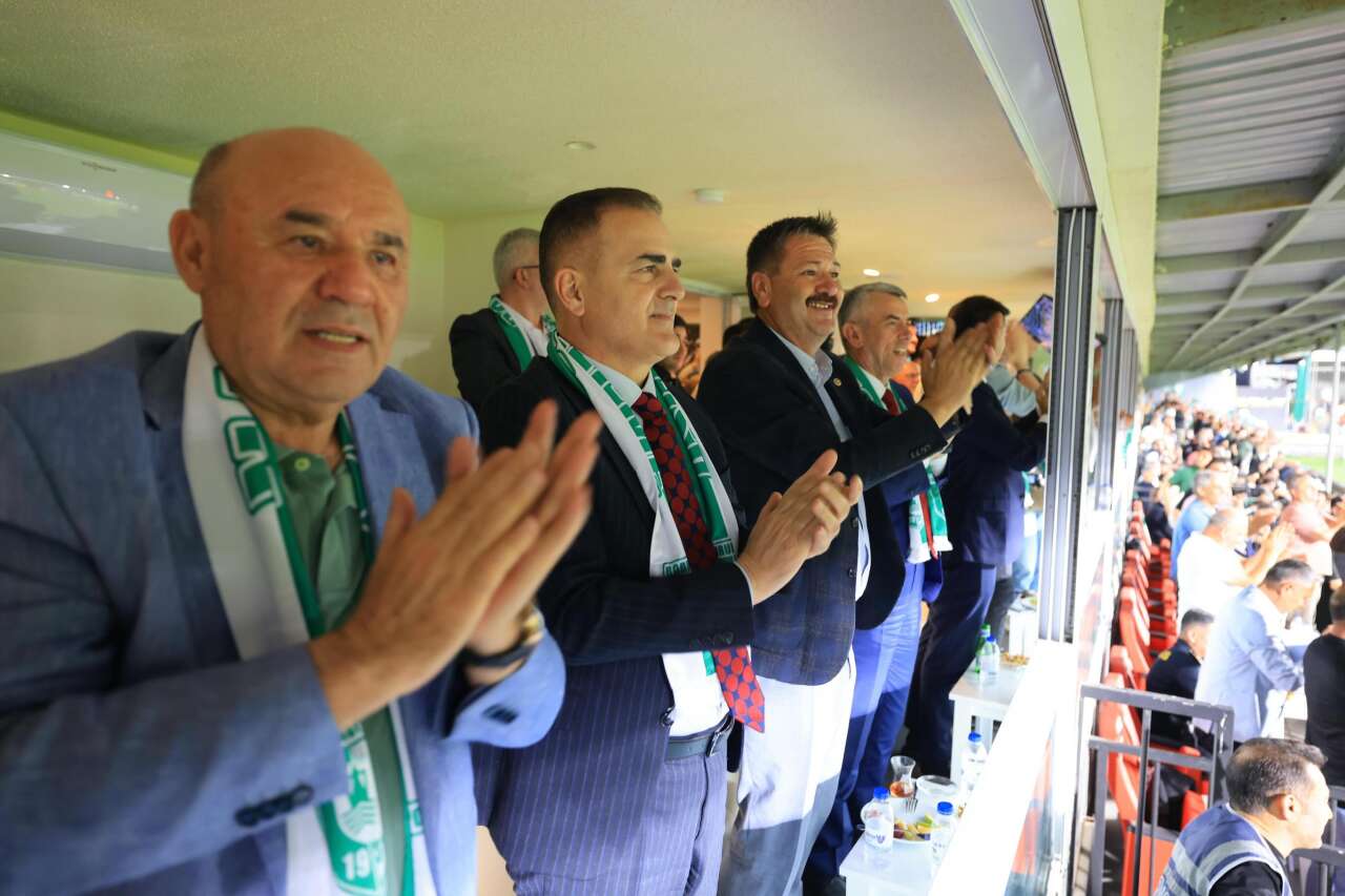 Bodrumspor’un Play-Off Galibiyetine Vali Akbıyık’tan Destek 2