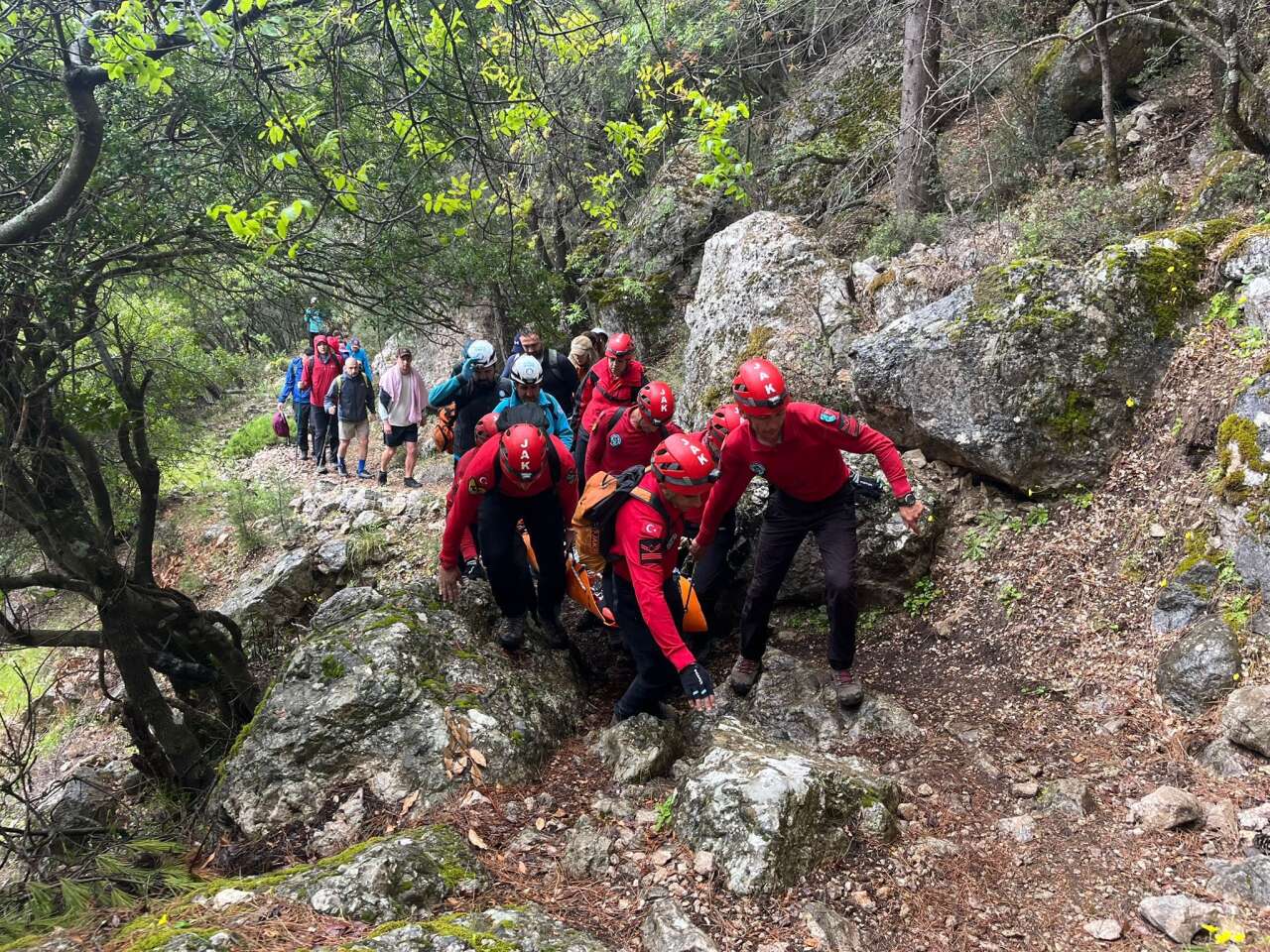 Muğla'da UMKE Ve JAK Ekiplerinden Nefes Kesen Kurtarma Operasyonu 3