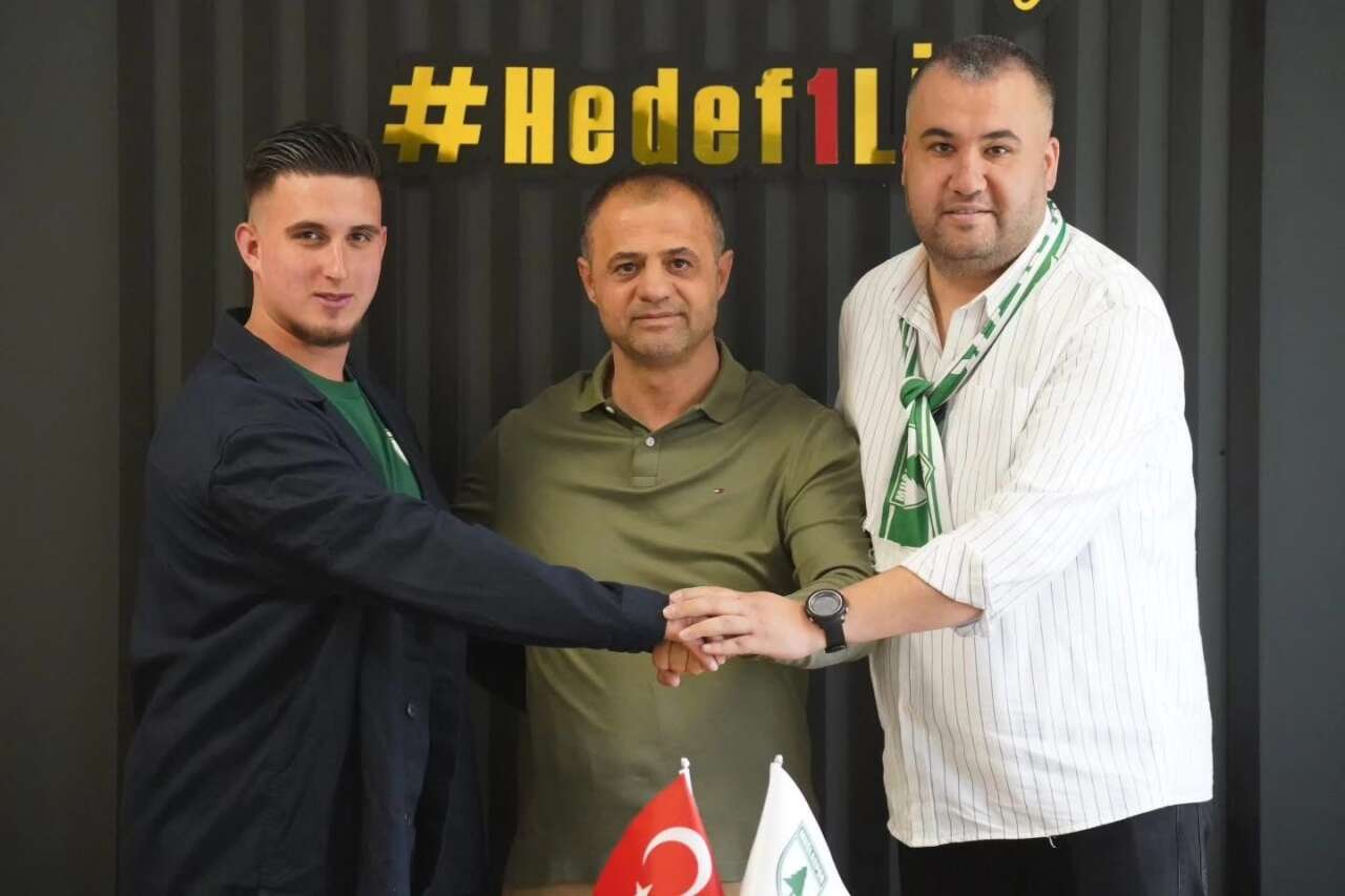 Taraftar Derneklerinden Play-Off Öncesi Muğlaspor’a Anlamlı Ziyaret 2