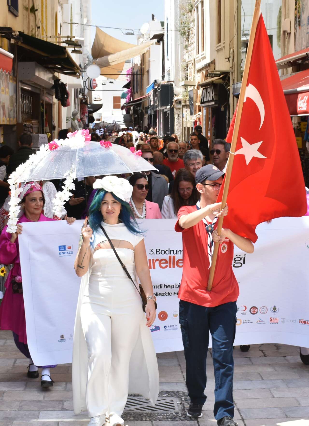 Bodrum’da Geleneksel Hıdırellez Şenliği Renkli Görüntülerle Başladı 4