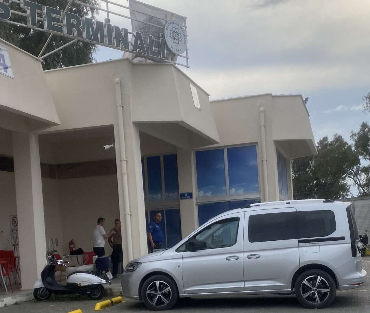 Köyceğiz’de Şehirlerarası Otobüste Kriz: Alkollü Yolcu Otobüste Sigara Yaktı 1