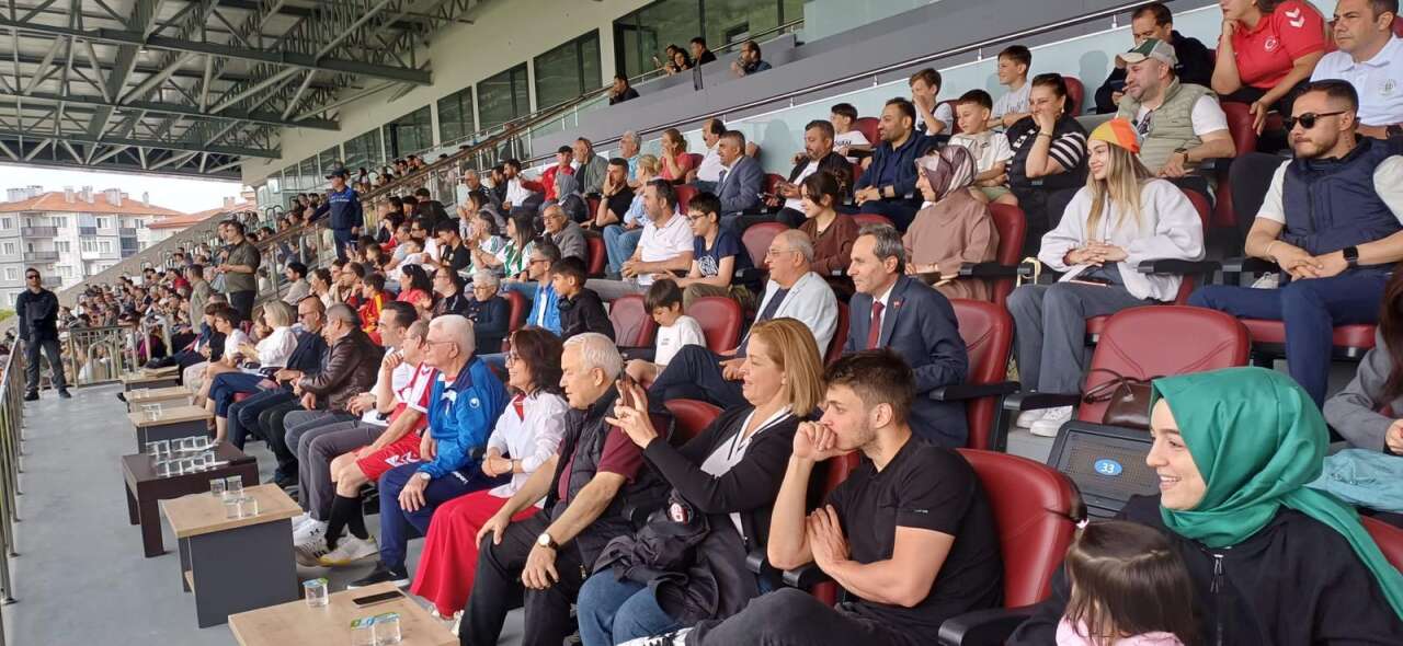 Muğla’da 19 Mayıs Coşkusu: Şöhretler Sahaya Çıktı, Dostluk Kazandı 2