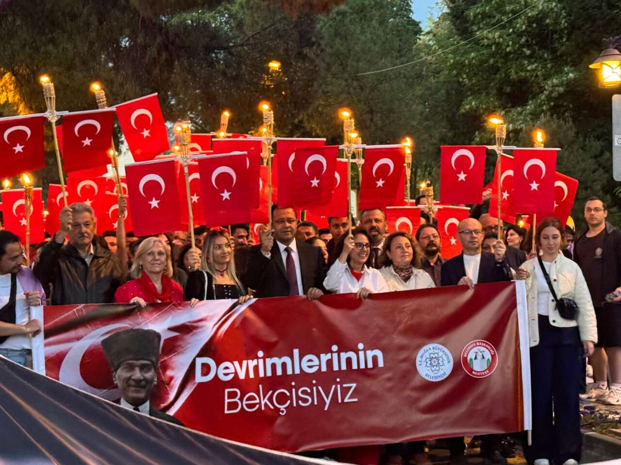 Menteşe’de 19 Mayıs Coşkusu Sokaklara Taştı 3