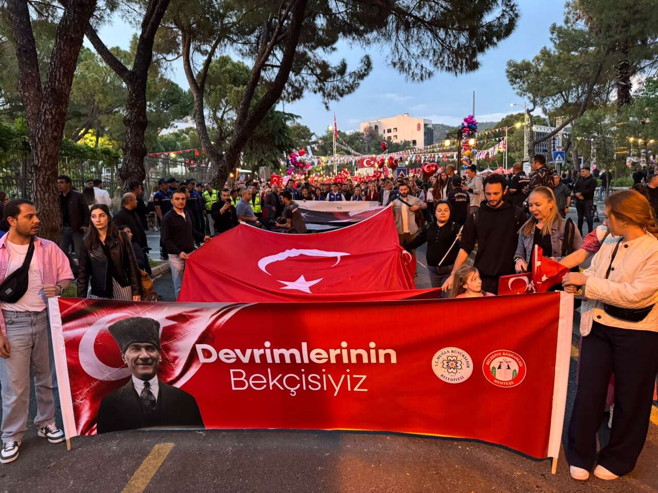 Menteşe’de 19 Mayıs Coşkusu Sokaklara Taştı 2