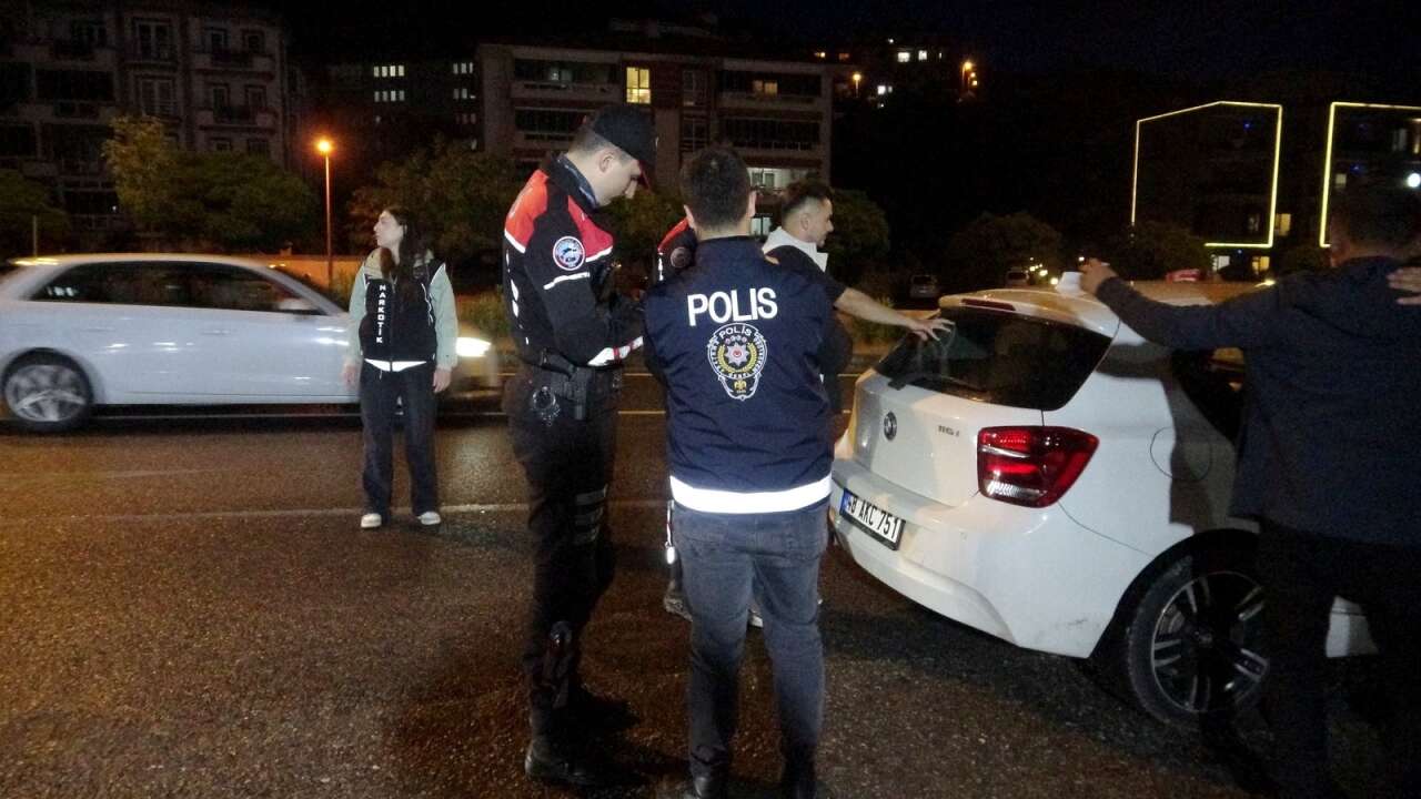 Muğla Polisinden 'Gece Operasyonu' Gibi Denetim 3