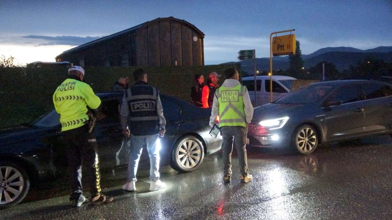 Muğla Polisinden 'Gece Operasyonu' Gibi Denetim 2
