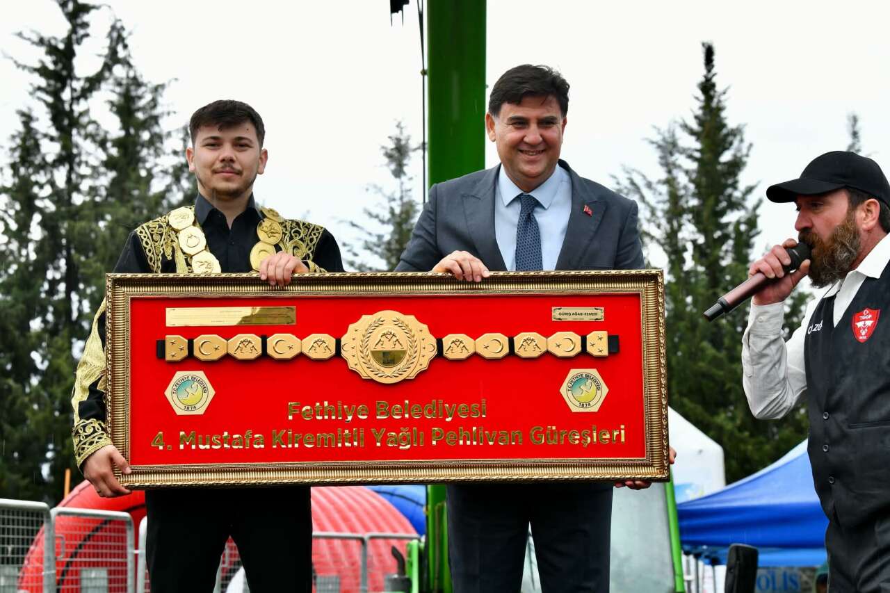 Fethiye’de Er Meydanı Şenlendi: Mustafa Kiremitli Güreşleri’nde Başpehlivan ve Ağa Belli Oldu 6
