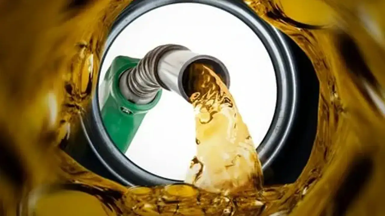Akaryakıtta Tabelalar Değişti: Benzine Zam, LPG'ye İndirim Geldi 2