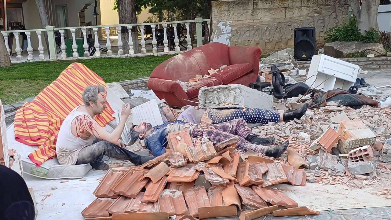 Menteşe’de Gerçeği Aratmayan Deprem Sahnesi: “Sesimi Duyan Var mı?” 1