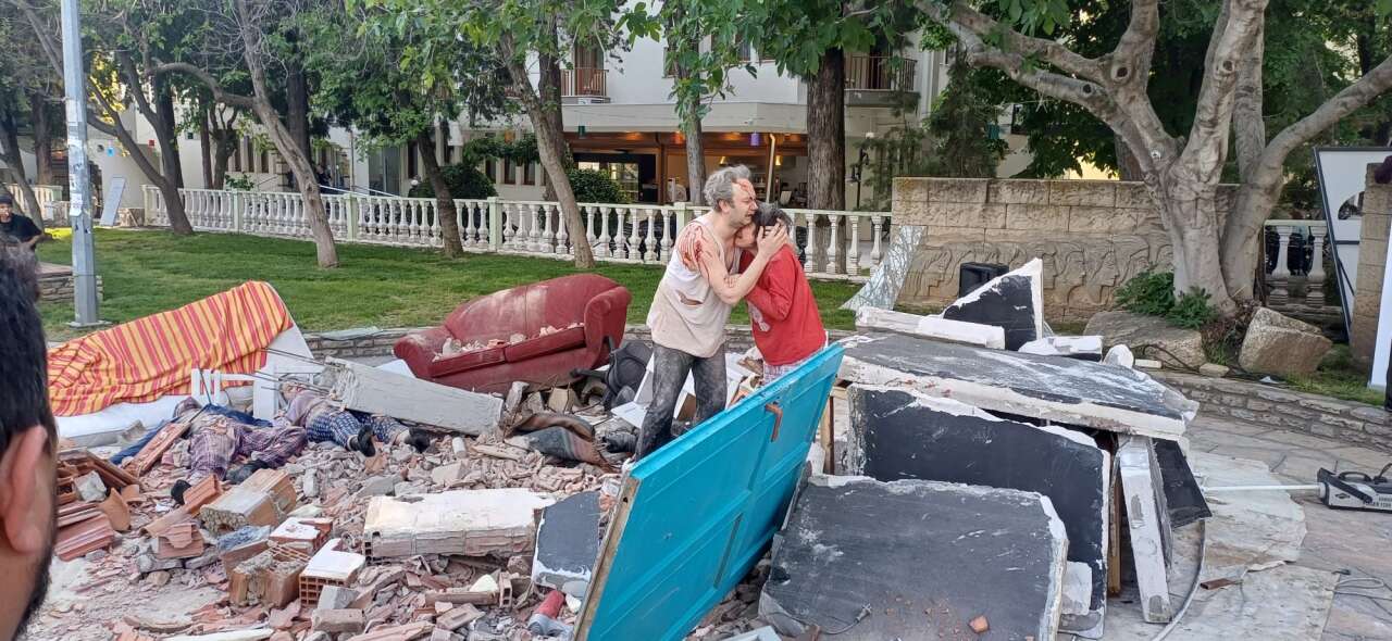 Menteşe’de Gerçeği Aratmayan Deprem Sahnesi: “Sesimi Duyan Var mı?” 7