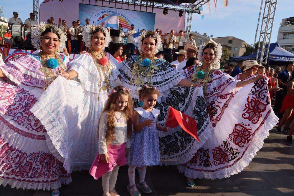 Marmaris’te Latin Festivali Coşkusu Başladı 5