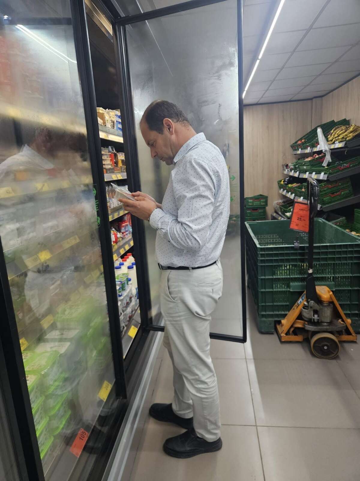 Ula’da Zabıta Ekiplerinden Fırın ve Market Denetimi 3