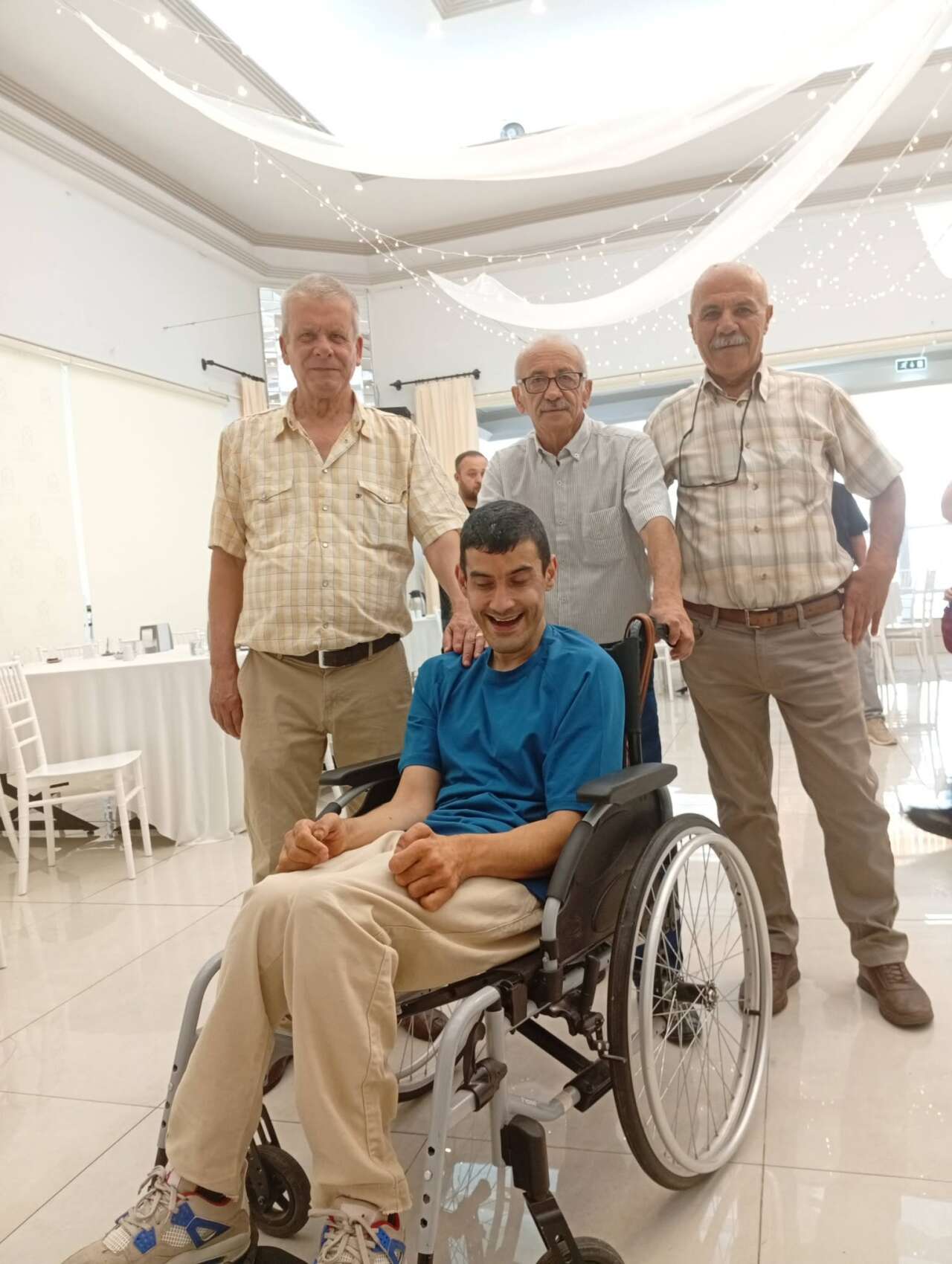 Muğla Engelliler Derneği’nden Babalar Günü’ne Özel Anlamlı Buluşma 8