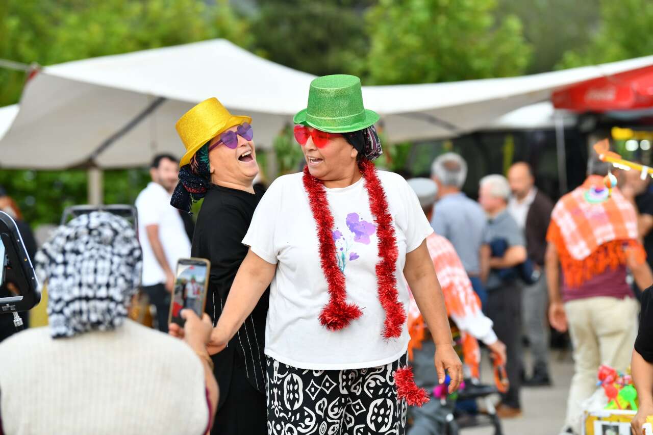 Geleneksel Kiraz Festivali Büyük Bir Coşku ve Yoğun Katılımla Gerçekleştirildi 5